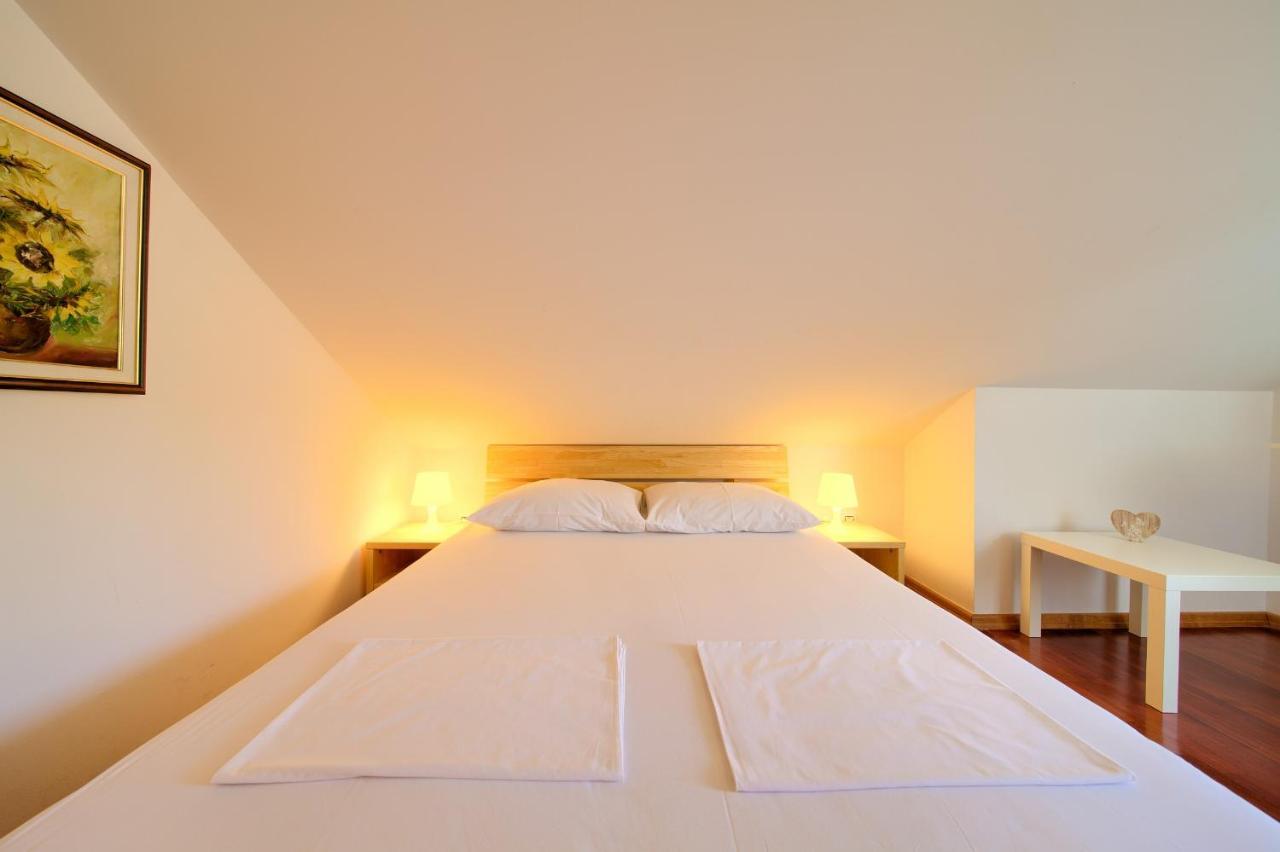 Bed&Breakfast Lucija Bed and Breakfast Punat Exterior foto