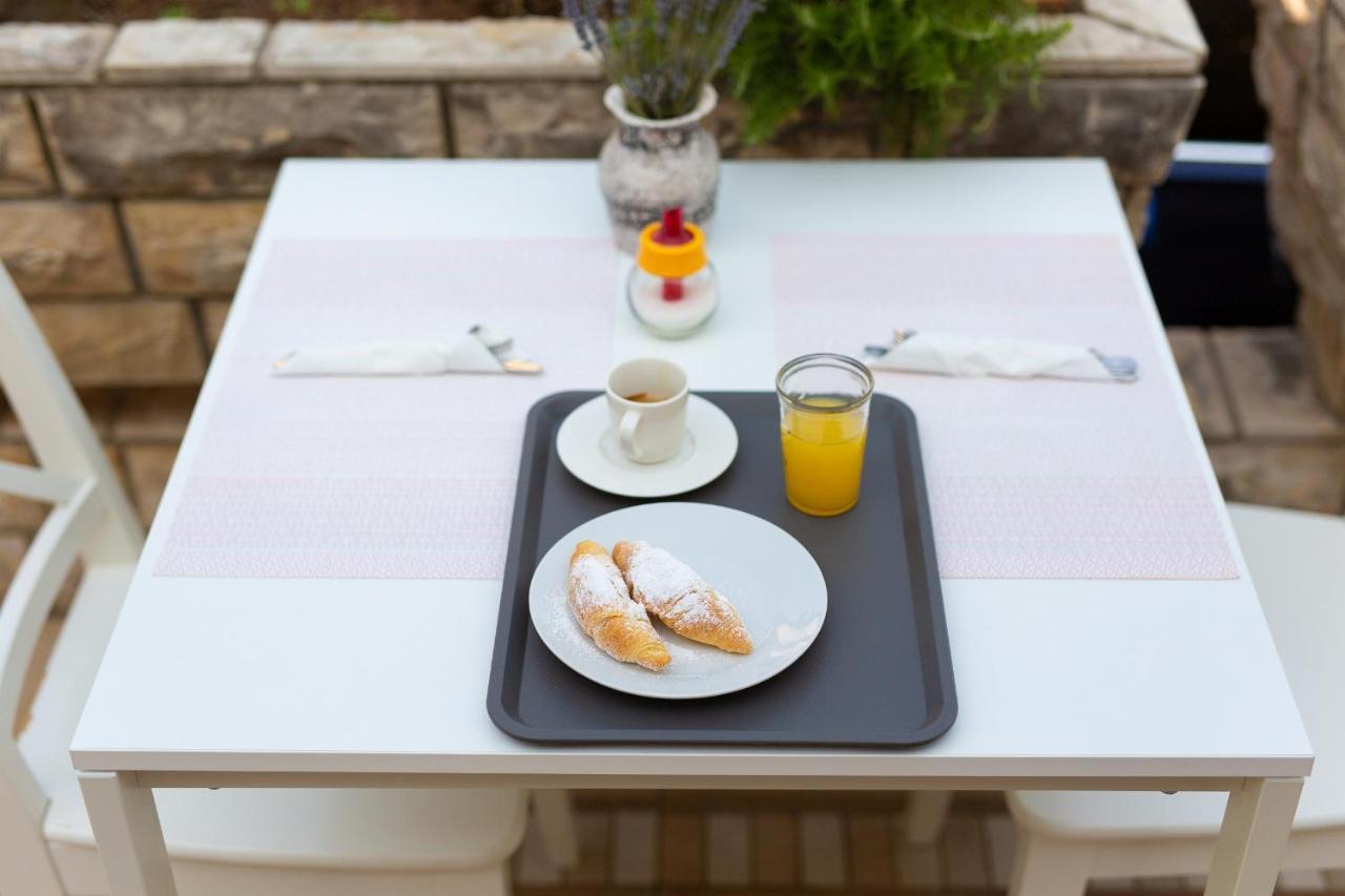 Bed&Breakfast Lucija Bed and Breakfast Punat Exterior foto